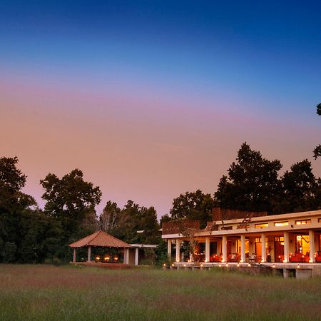 ホテル Mahua Kothi Tāla エクステリア 写真